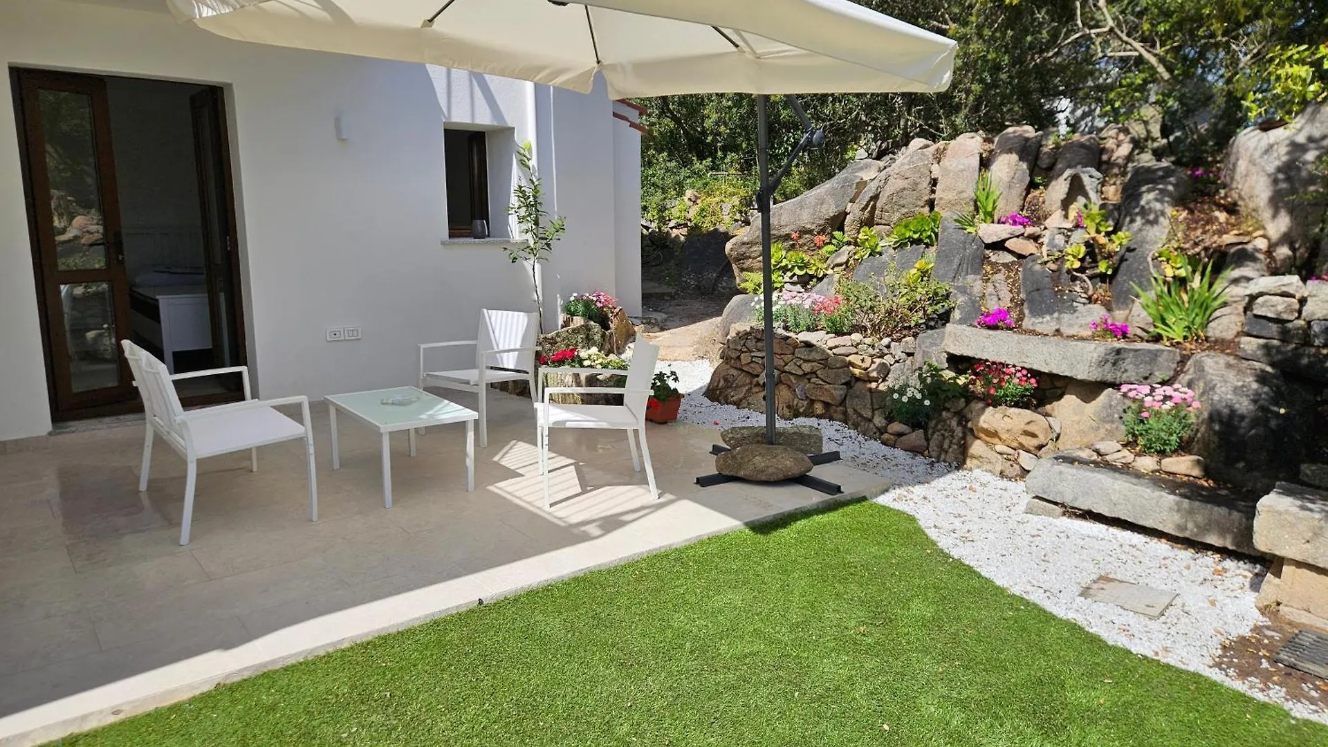 Annade' Guest House Porto Rotondo